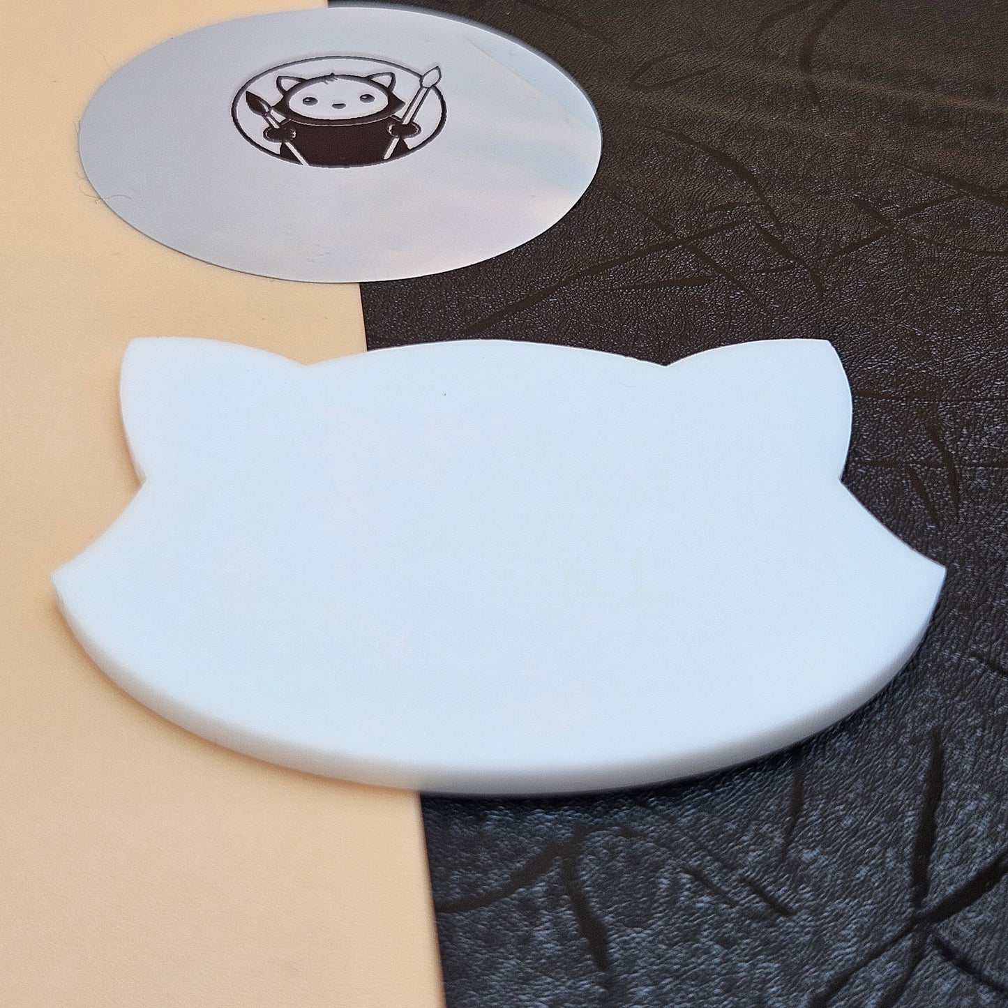 White acrylic swatch