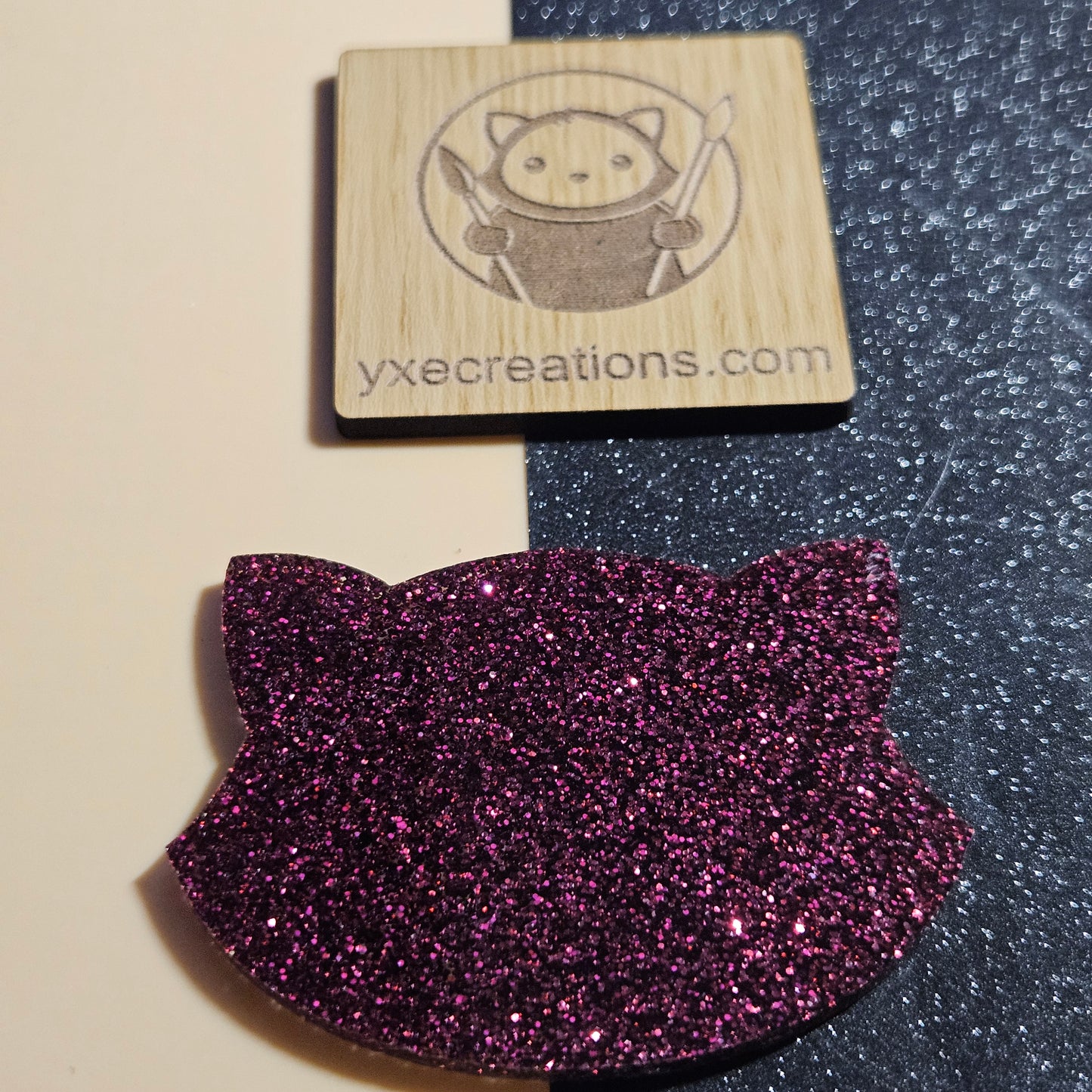 Dark Purple - Glitter Acrylic - Cast Acrylic for Laser Cutting - Preview
