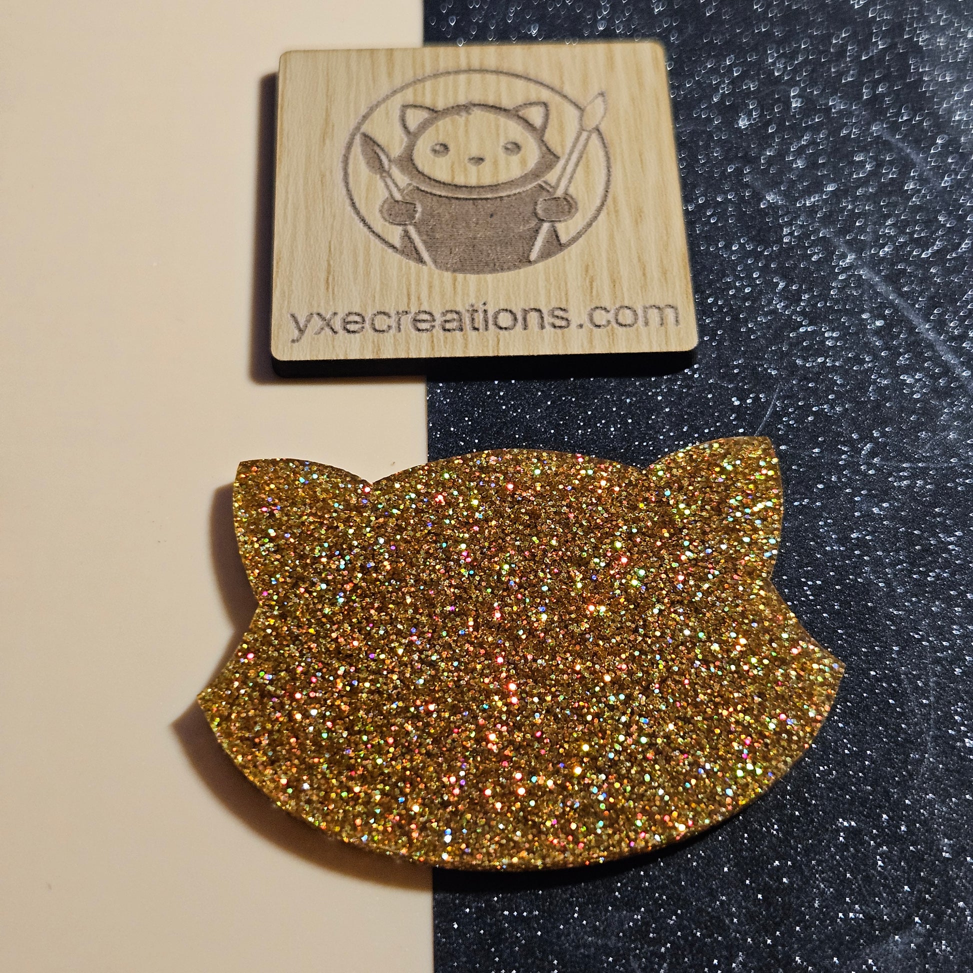 Iridiscent Gold - Glitter Acrylic - Cast Acrylic for Laser Cutting - Preview