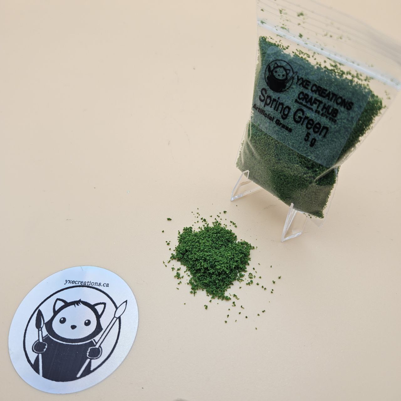 Artificial Green Grass - Resin Filler - Spring Green -  5g